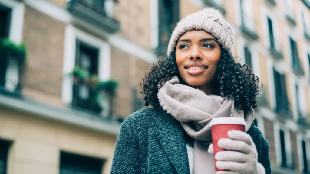 How to Wear a Beanie With Curly Hair