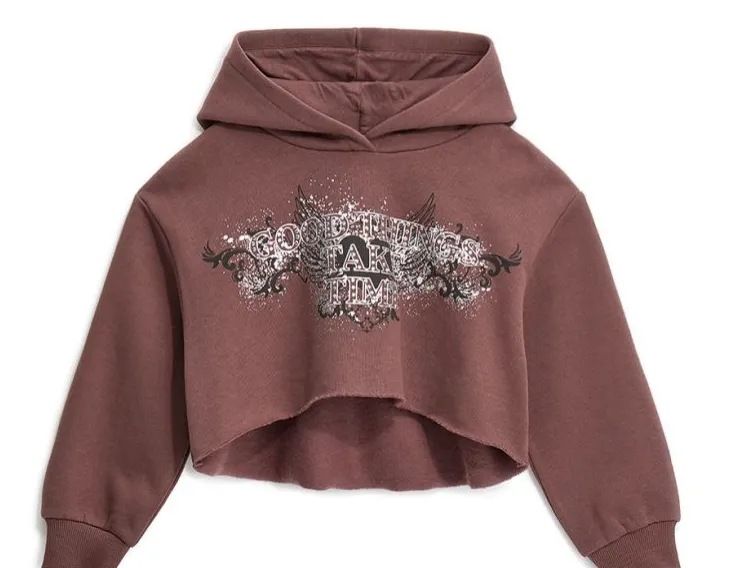 How to Crop a Hoodie