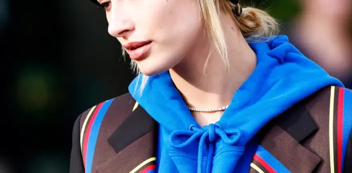How to Tie a Hoodie String