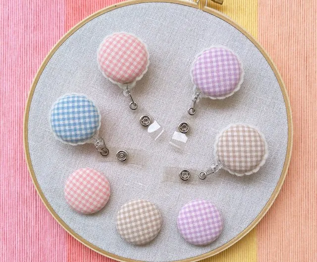 How to Make Fabric Badge Reels