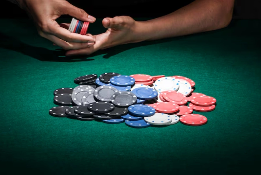 How to shuffle poker chips